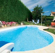 design-and-construct-Desjoyaux-swimming-pools